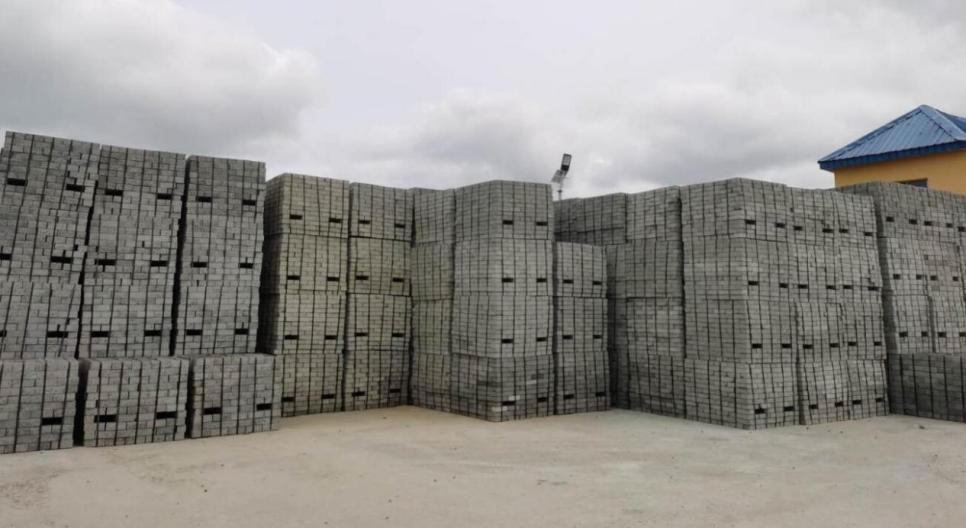 A linha de produção de máquinas da UNIK pousa no centro do sul da Ásia, apoiando a construção de alta qualidade do corredor econômico China-Paquistão