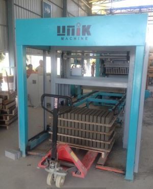 Máquina empilhadora automática